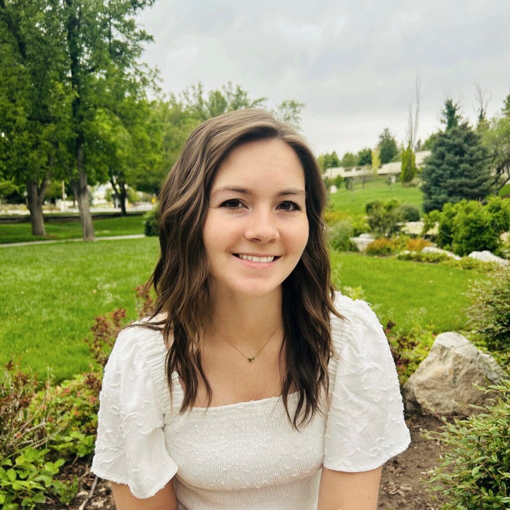 About Office Manager, Madelyn Isom